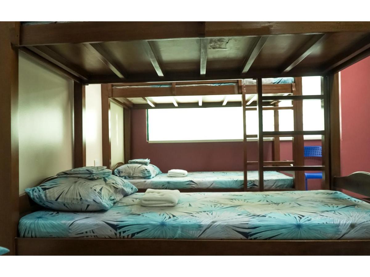 M28 Hotel And Apartments เกซอนซิตี้ ภายนอก รูปภาพ